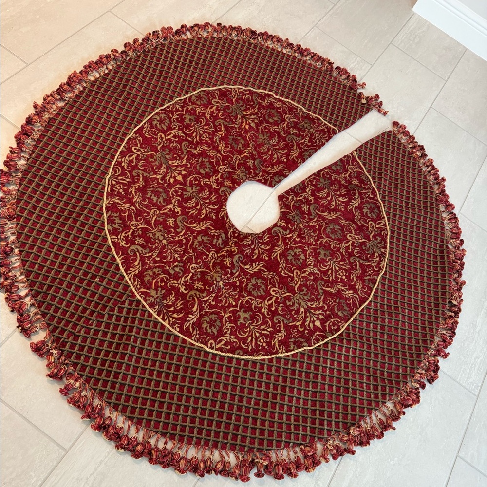 Christmas Tree Skirt 62” Rust and Gold Vintage